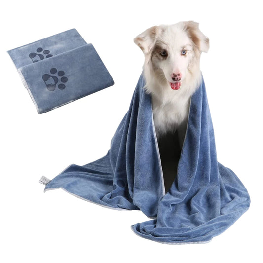 Steven Store™ Microfiber Pet Bath Towel - High-quality, ultra-soft microfiber towel for quick and comfortable pet drying.