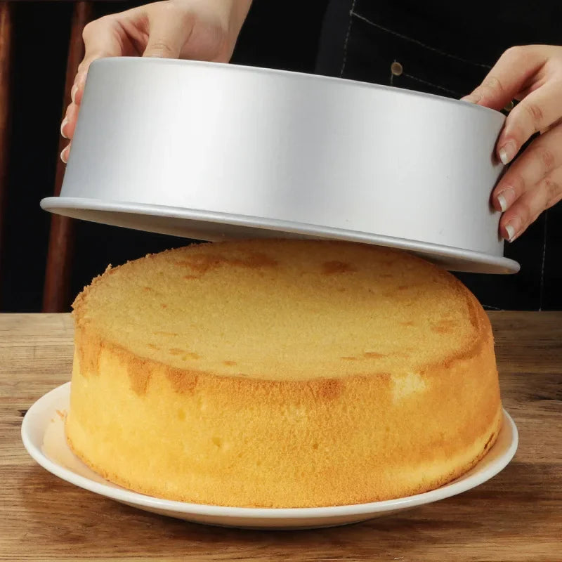 Steven Store™ Aluminum Round Cake Bakeware: High-quality, non-stick aluminum baking pan for perfect cakes