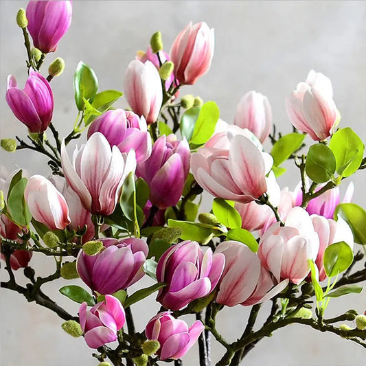 Elegante decoración de flores de magnolia blanca: simulación realista para decoración del hogar y bodas