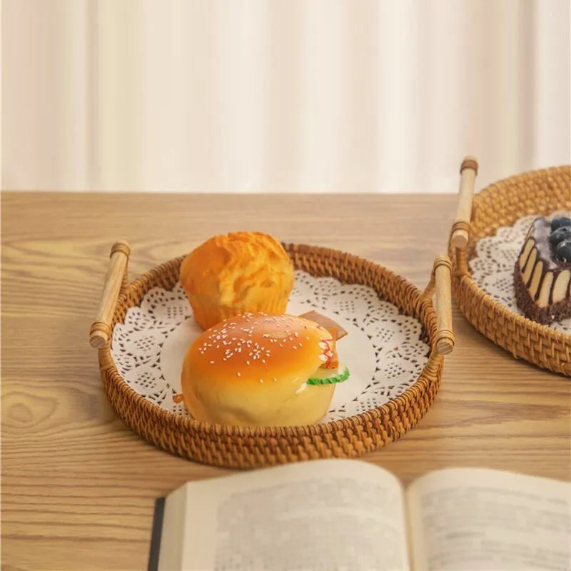 Steven Store™ Round Bread Storage Tray: Elegant and durable storage tray for keeping bread and baked goods fresh